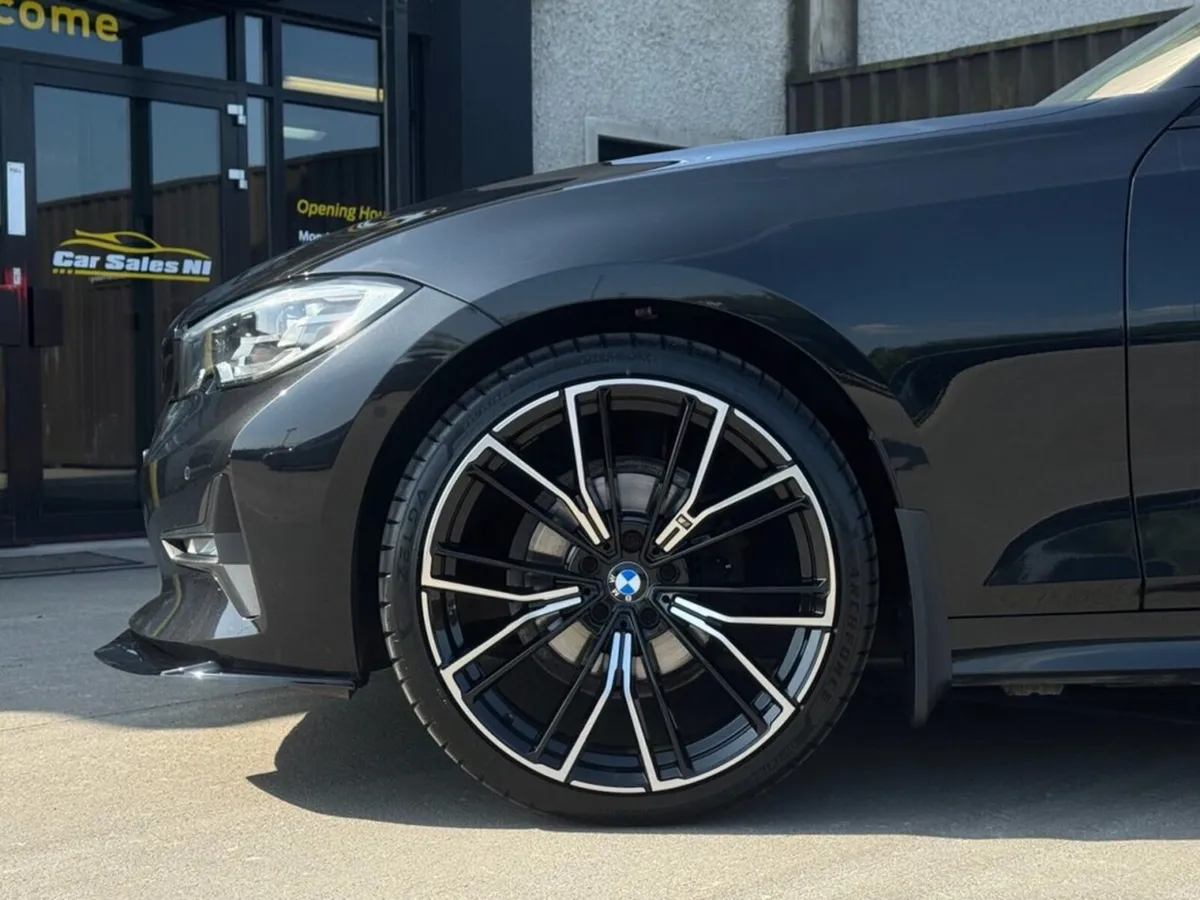 2.0 318d SE Pro Saloon 4dr Diesel Manual Euro 6 (s - Image 6