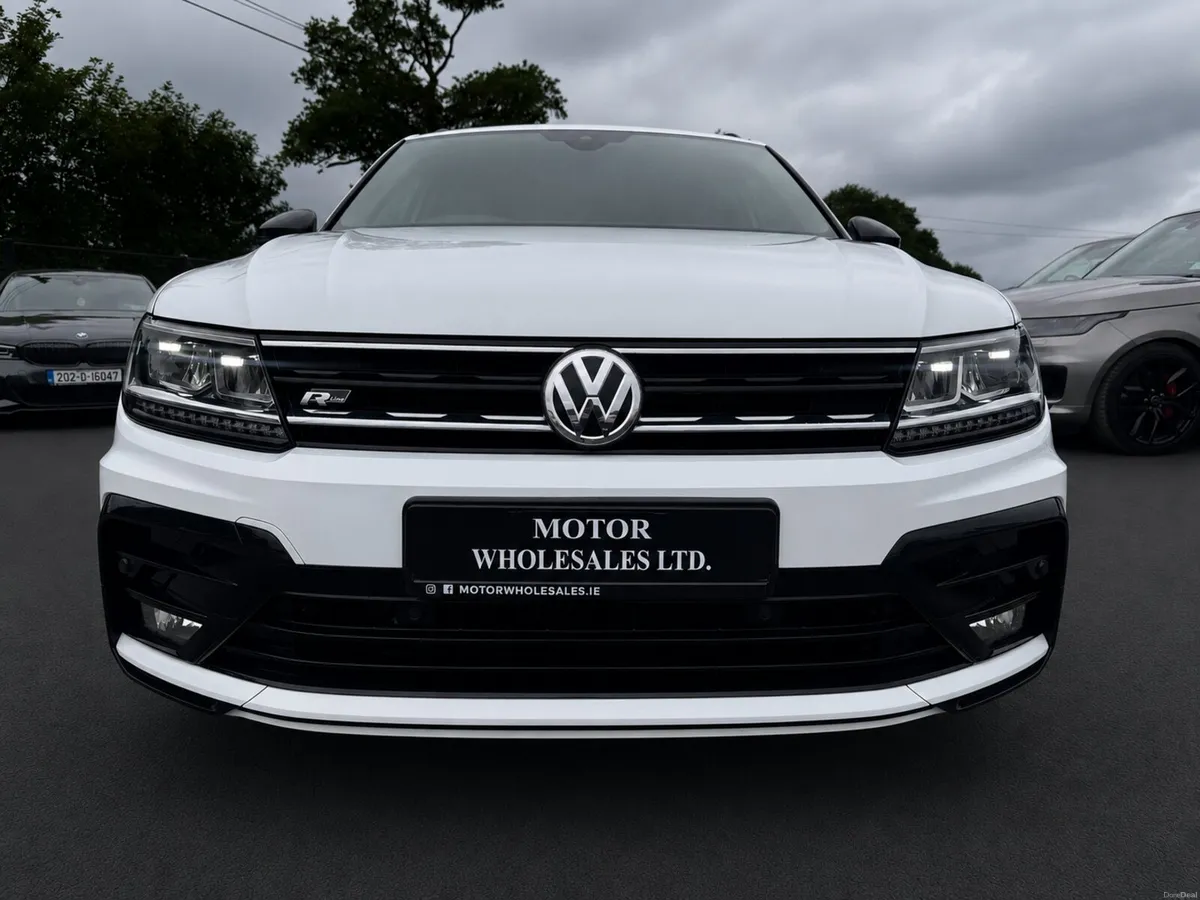 202 VW  Tiguan 2.0 TDI R LINE BLACK PACK - Image 3