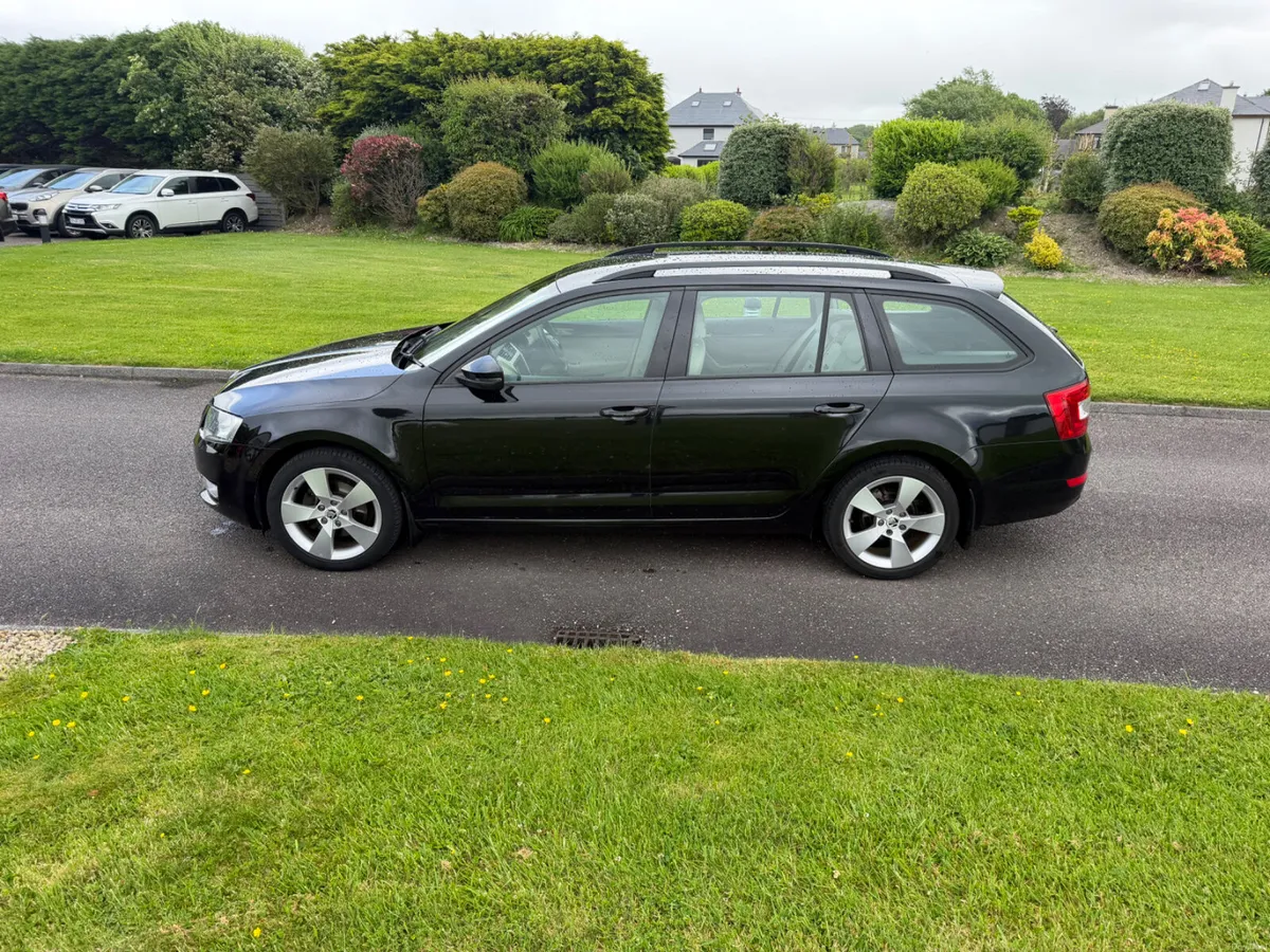 Skoda Octavia 2.0 150 Bhp Combi - Image 2