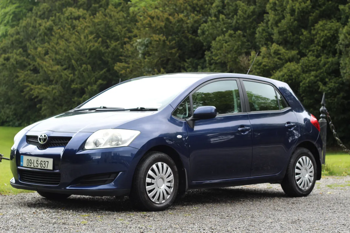 Toyota Auris 2009 - Image 3