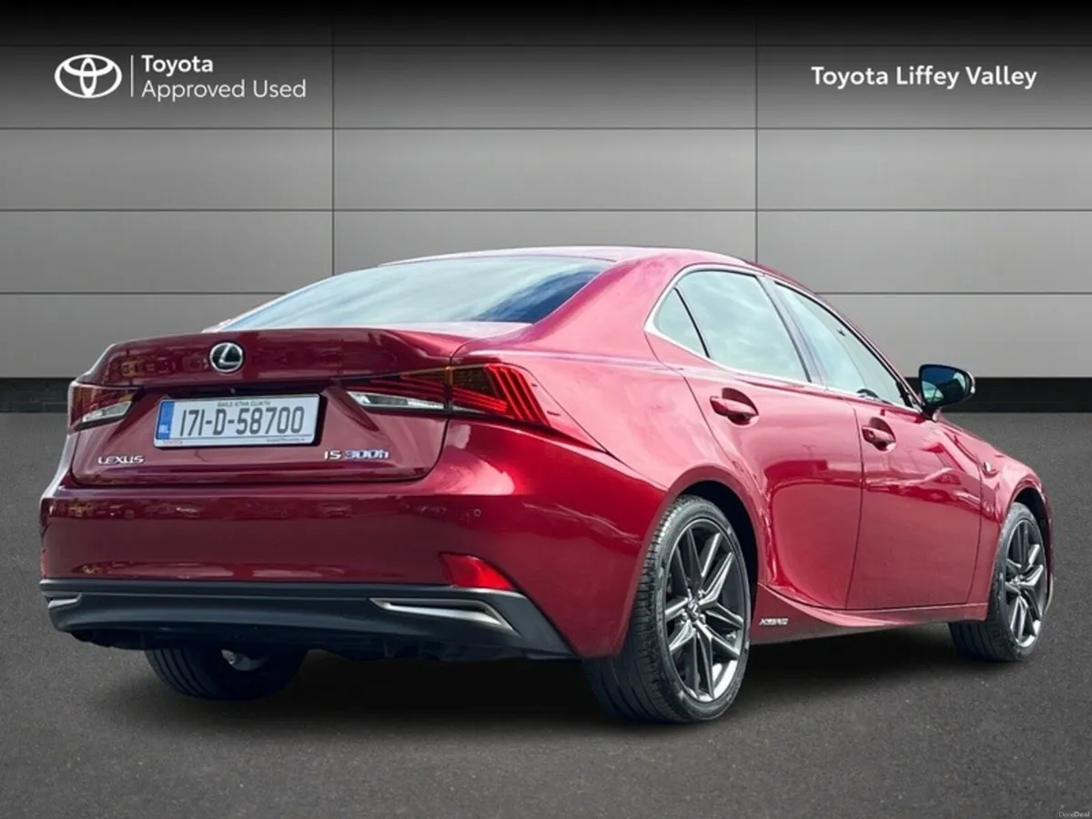 Lexus IS LEXUS IS300h 2.5 F-SPORT - Image 2