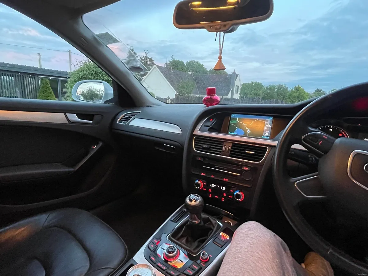 Audi A4 2014 - Image 4