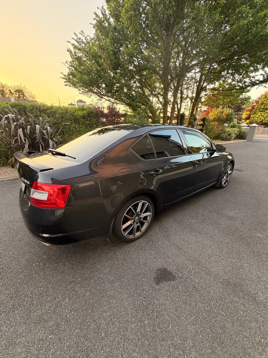 Skoda Octavia VRs - Image 4