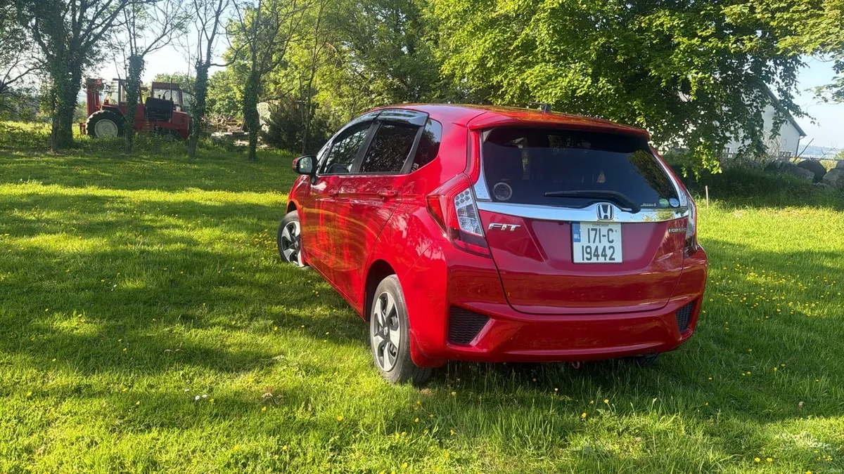 Honda Fit 2017, petrol Automatic Hybrid - Image 2