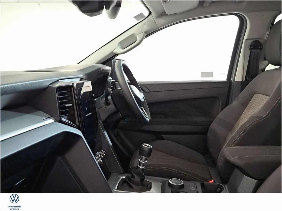 Volkswagen Amarok LIFE 2.0TDI 4 MOTION - Image 4
