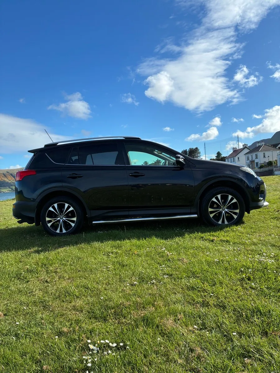2015 Toyota RAV4 2.2 D4D Invincible 4WD - Image 3