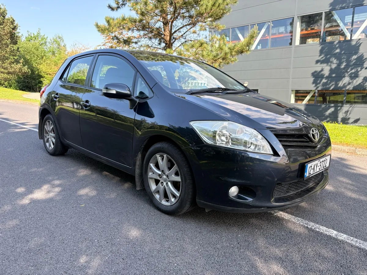 2012 Toyota Auris 1.3 Petrol NCT 12/26 - Image 1