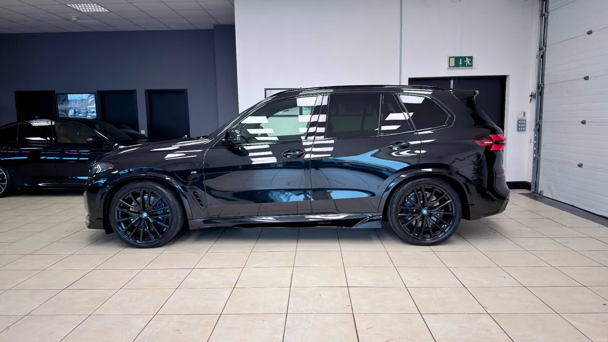 BMW X5 50E MSPORT PRO - Image 3
