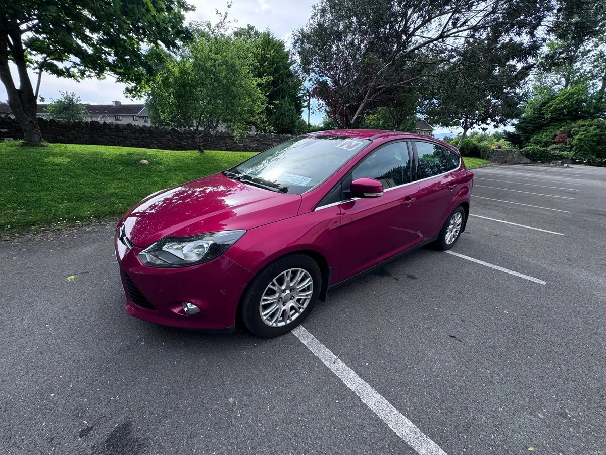 Ford Focus 2012 - Image 1