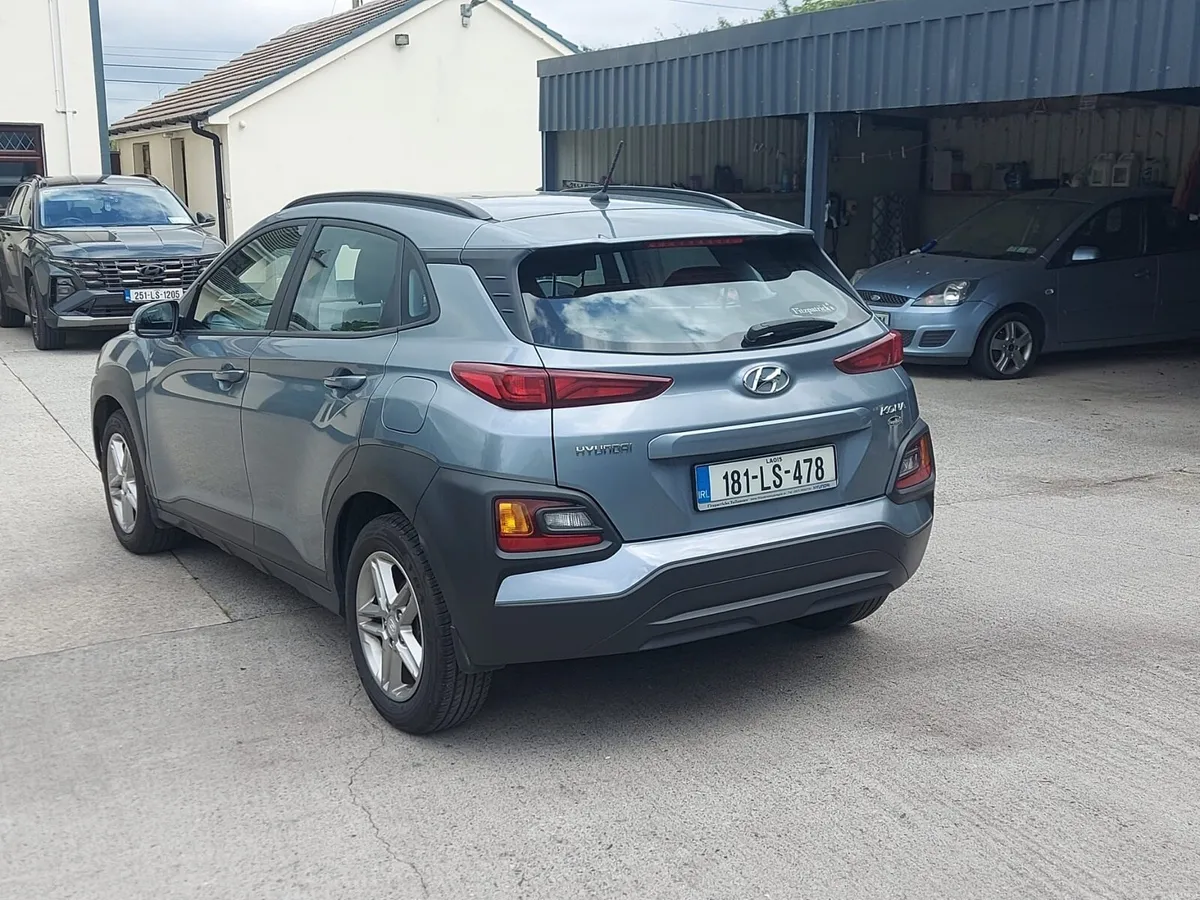 181 Hyundai Kona 1.0 Turbo Petrol Low Kms - Image 3