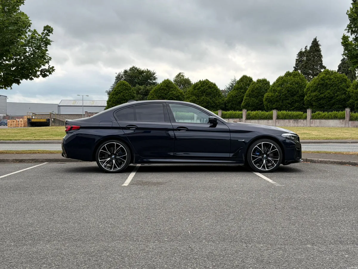 2022 BMW G30 530e M Sport M Performance Auto - Image 2