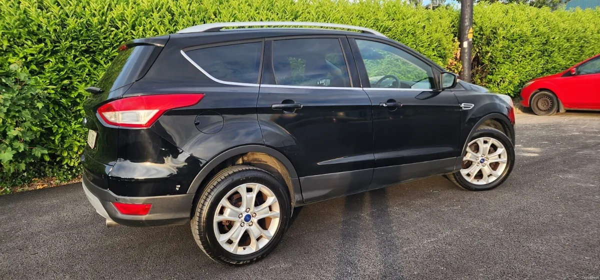 FORD KIGA ONLY 150 KMS NCT& TAX FSH MINT 👍 - Image 3