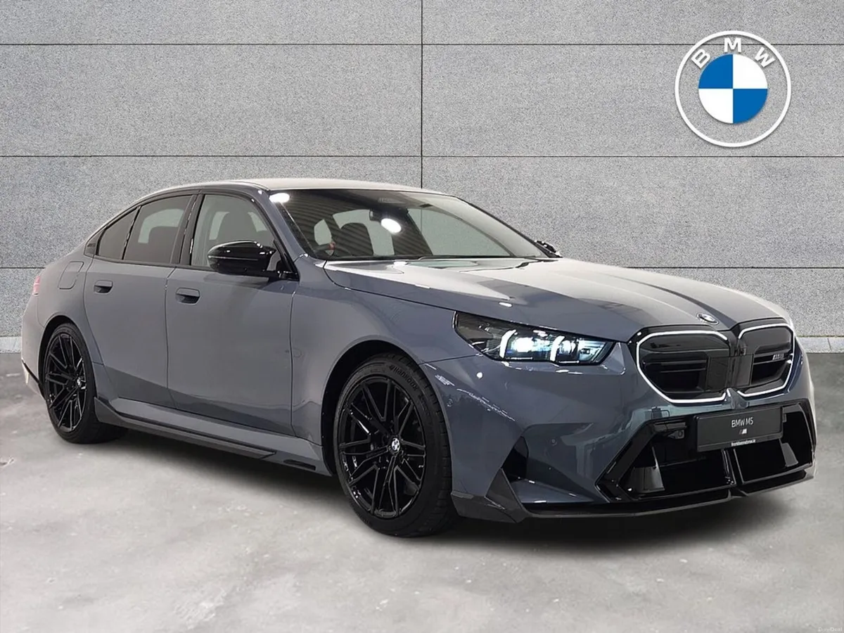 BMW M5 M5 Saloon - Image 1