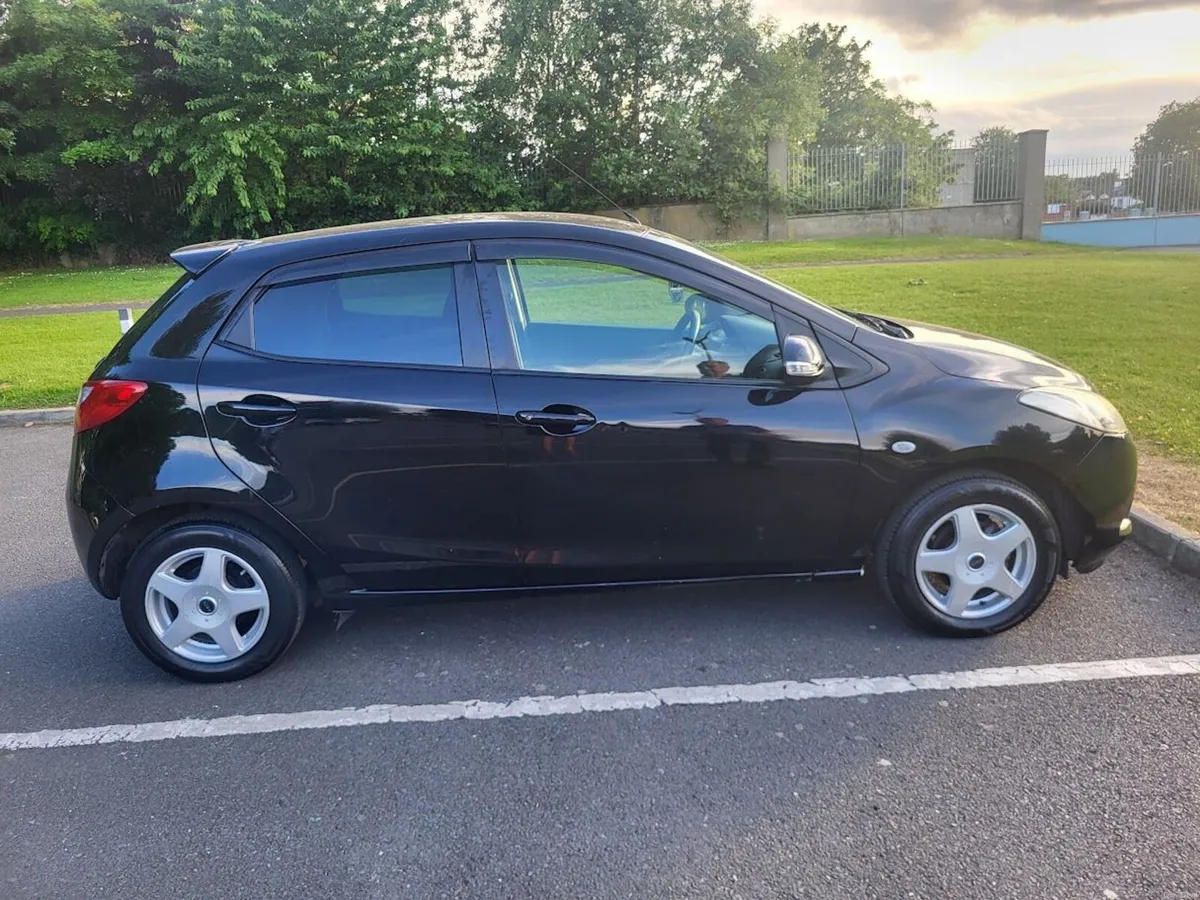 Mazda Demio AUTOMATIC: only 56,000 miles - Image 3