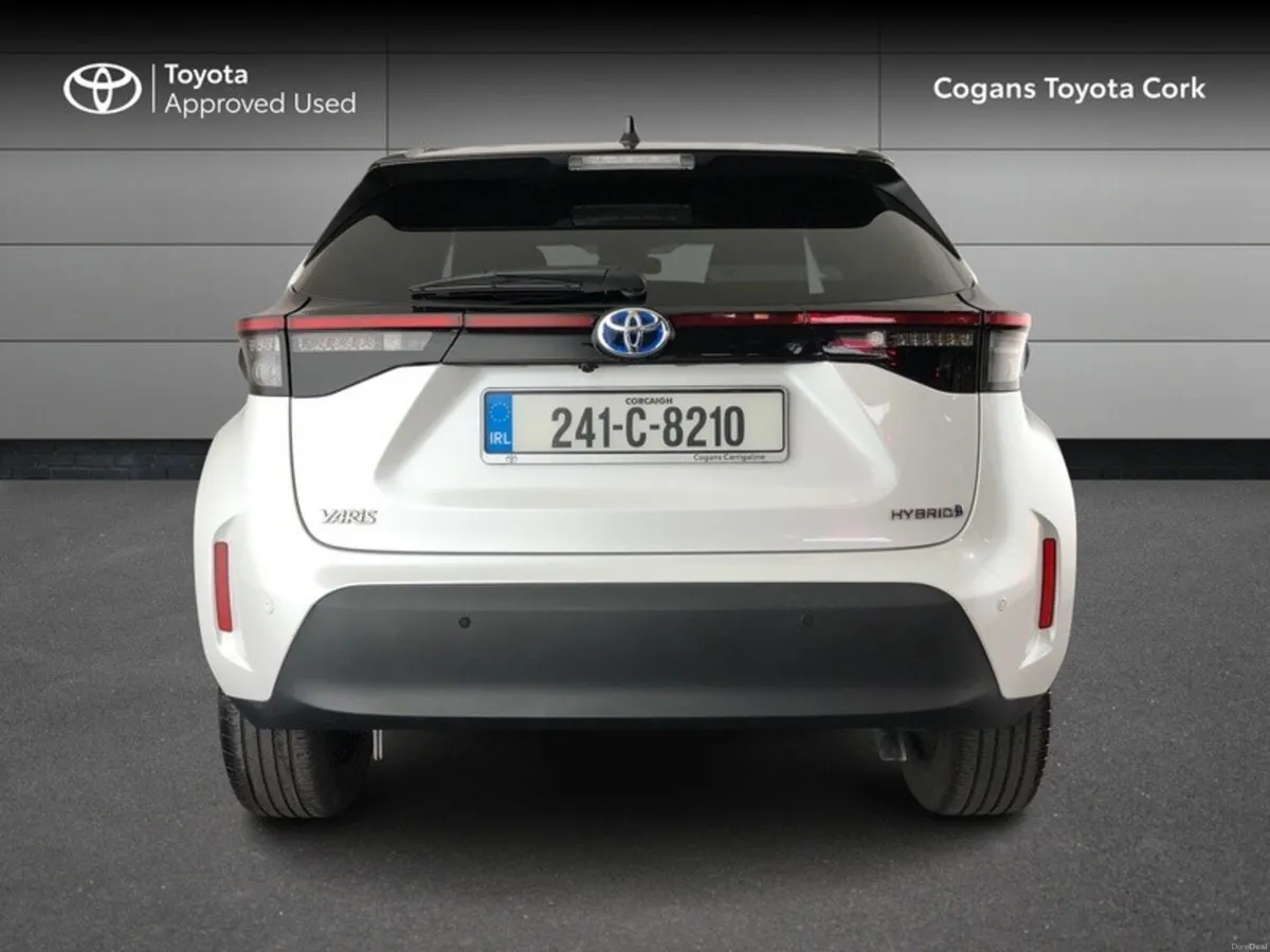 Toyota Yaris Cross YARIS CROSS LUNA SPORT - Image 4