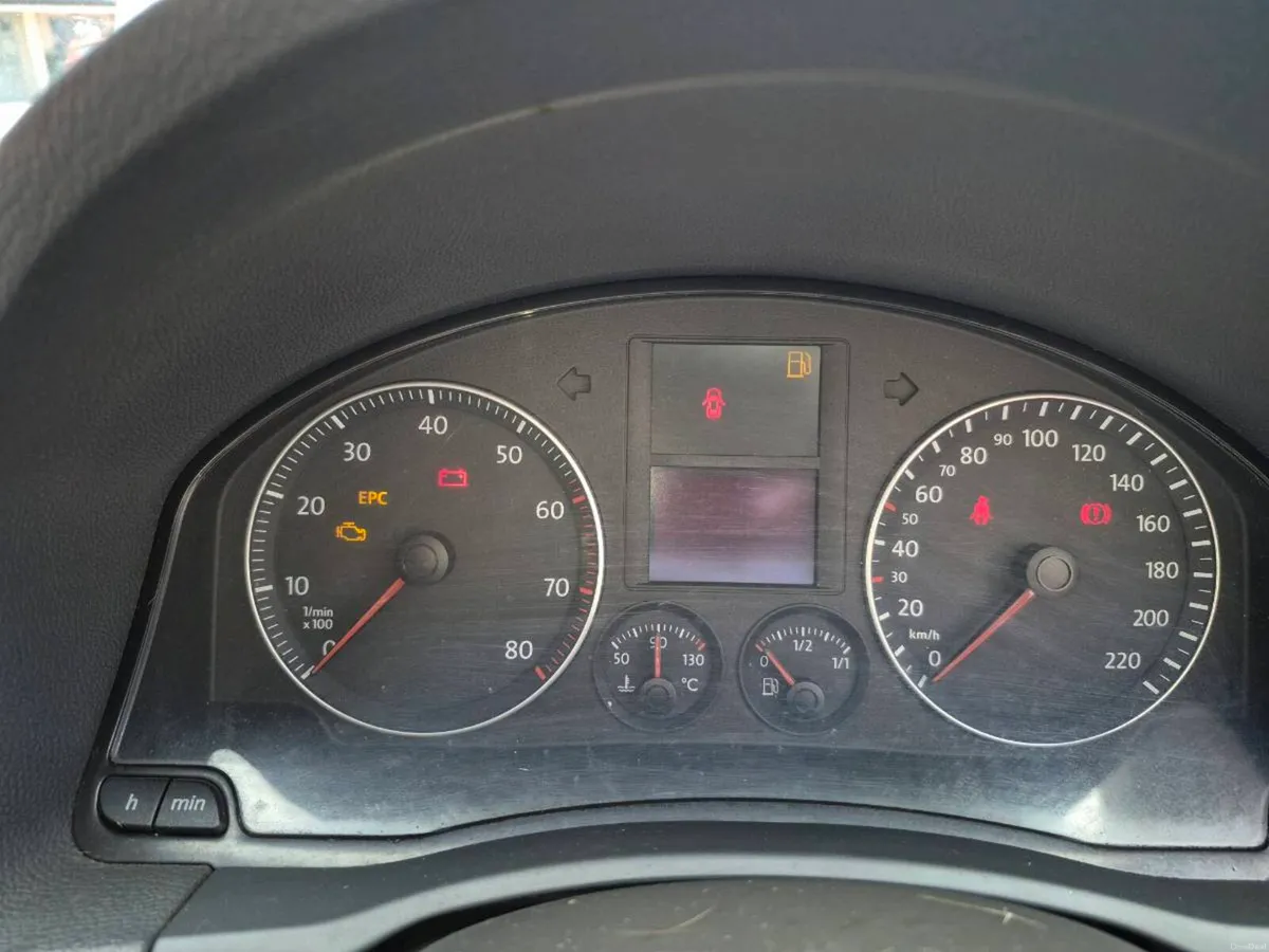 Volkswagen Golf - Image 2