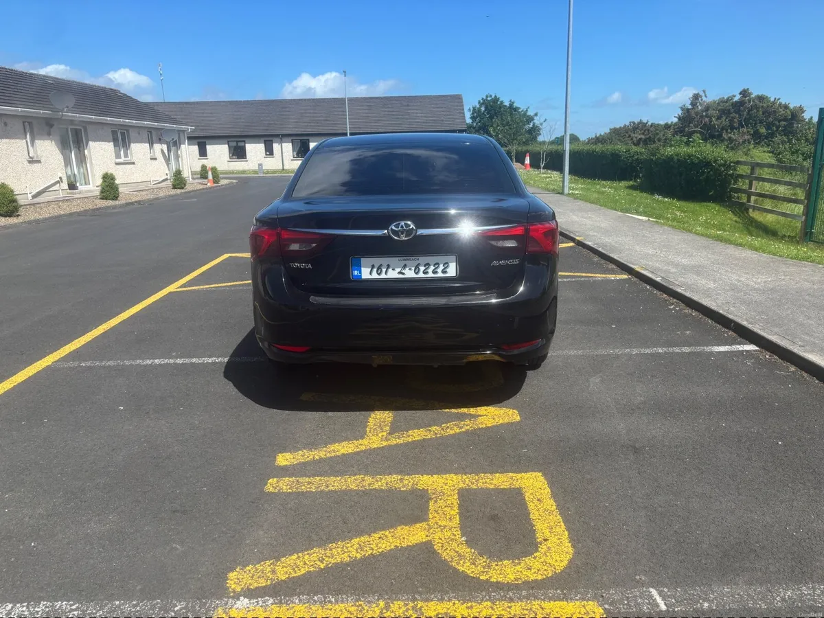 Toyota Avensis 2016 - Image 1