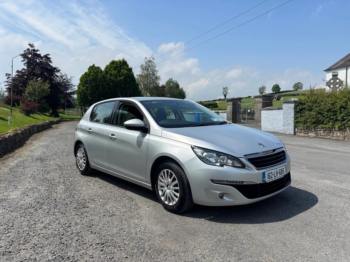 Peugeot 308 - Image 1