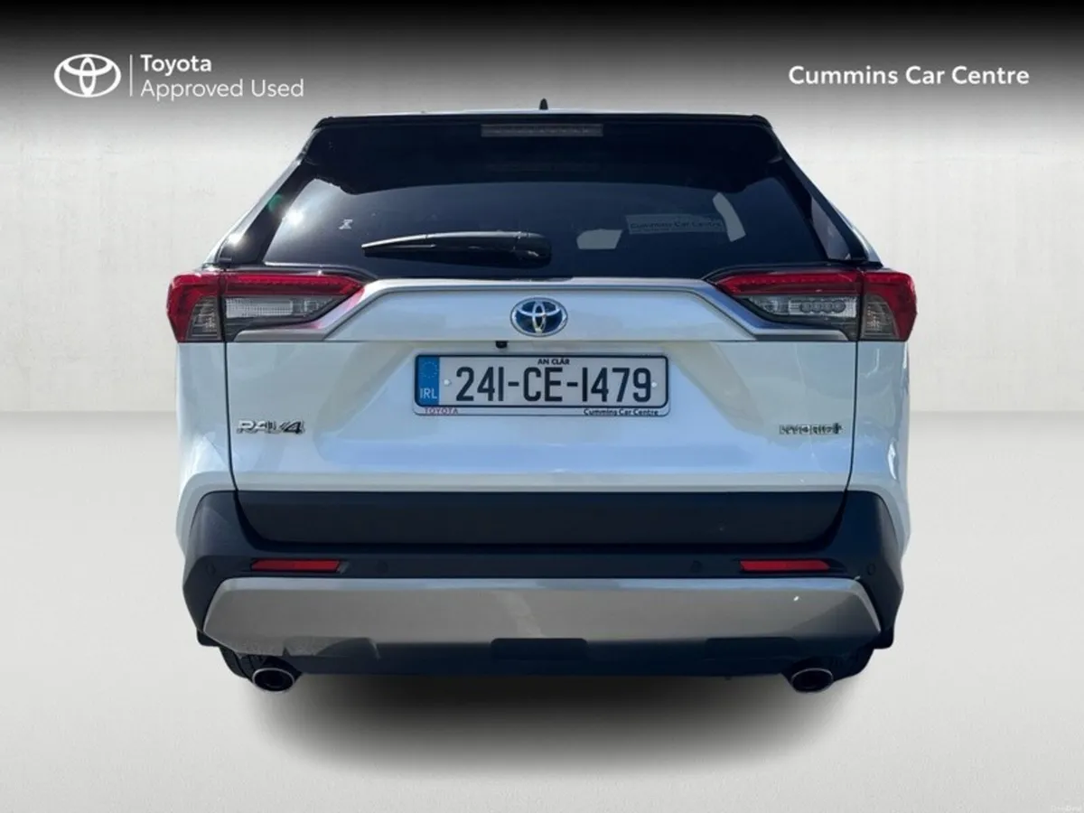 Toyota RAV4 Rare Spec Hybrid SOL Low Milage - Image 4