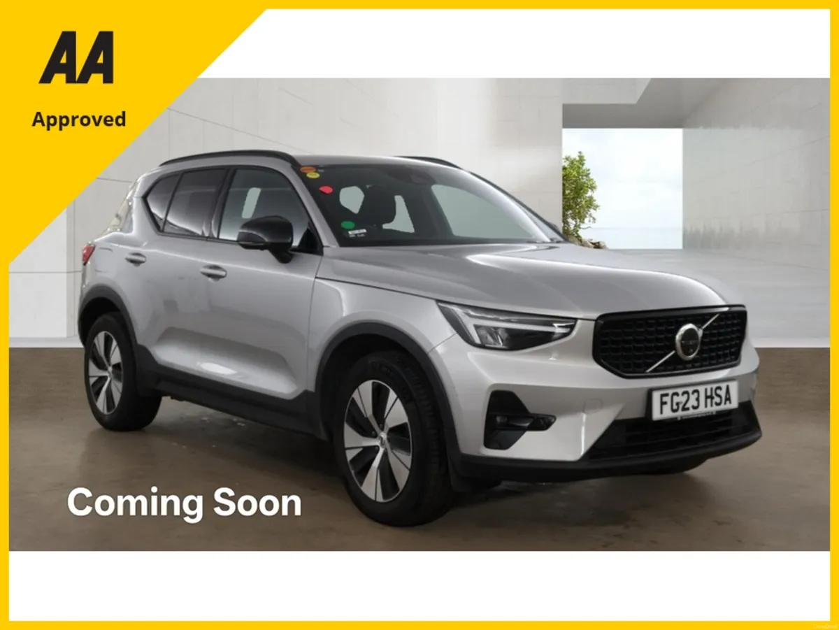 Volvo XC40 2023 PLUS T4 Petrol Plug In Hybird - Image 1