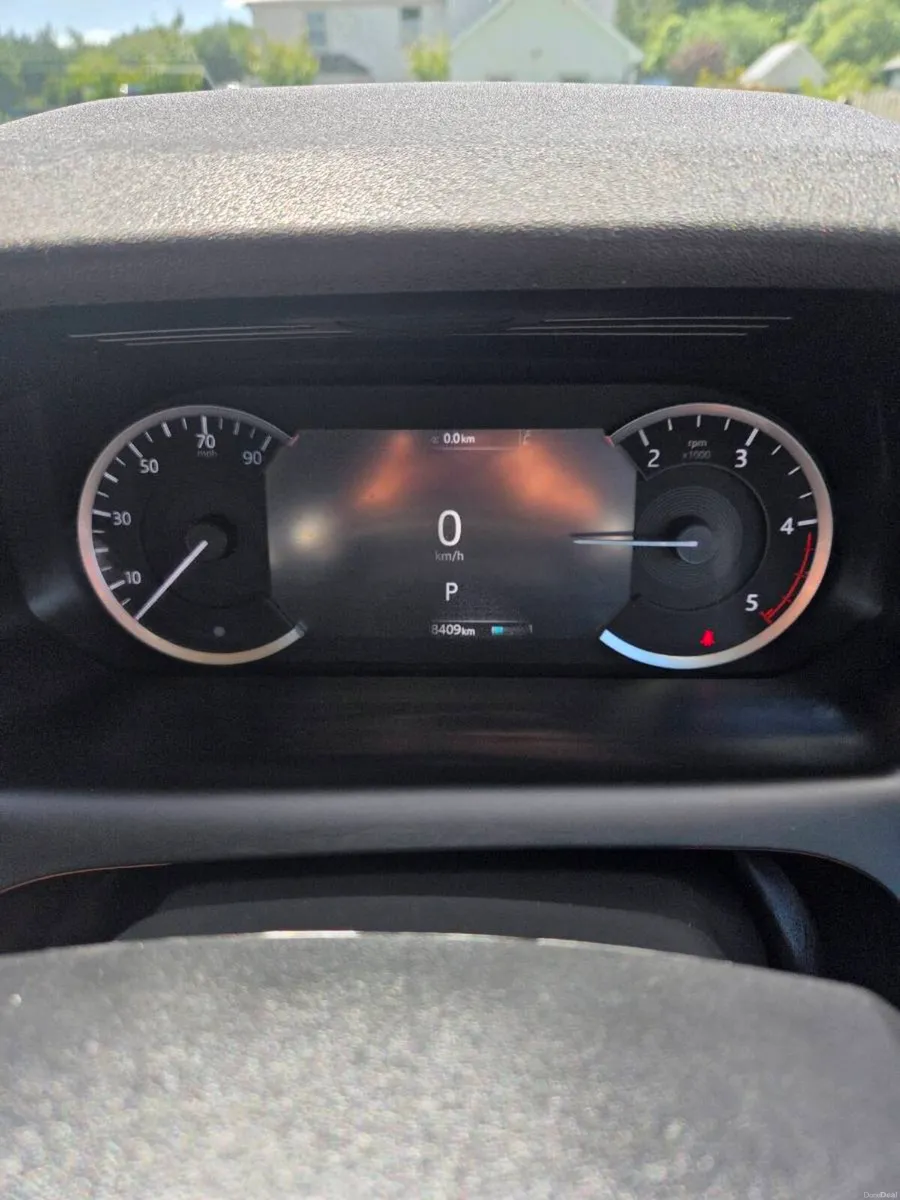 Land rover Discovery Sport S 7 Seater AWD Automati - Image 6