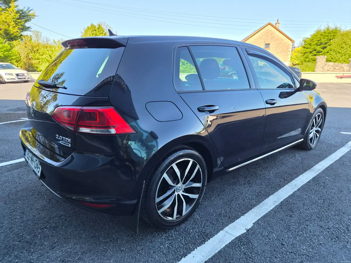 Volkswagen Golf 2015 2.0L Diesel Manual - Image 3