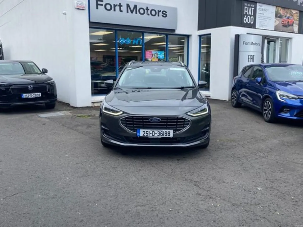 Ford Focus Titanium Estate, Mild Hybrid, Automatic - Image 3
