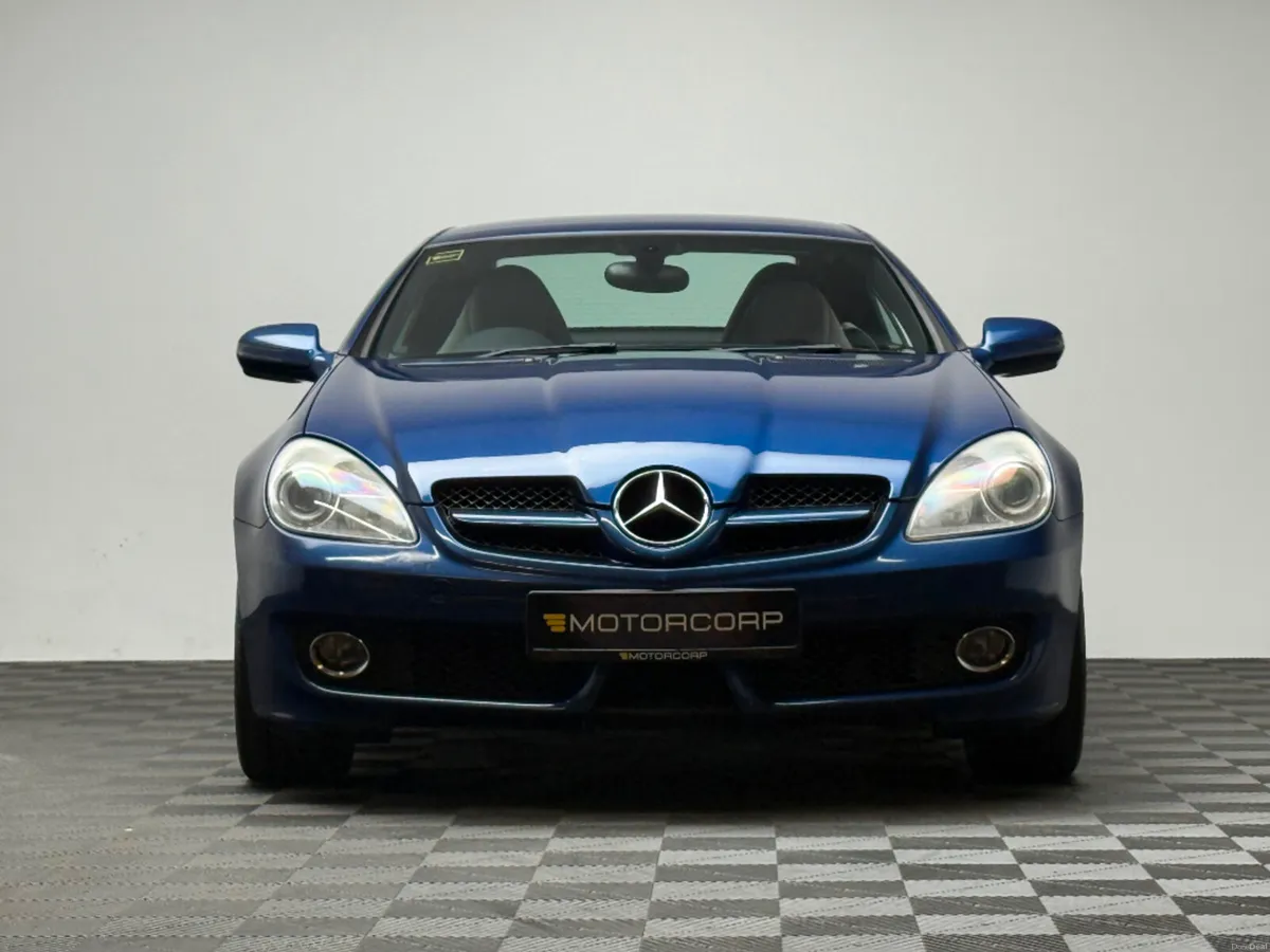 Mercedes-Benz SLK SLK 200 CONVERTIBLE - Image 2
