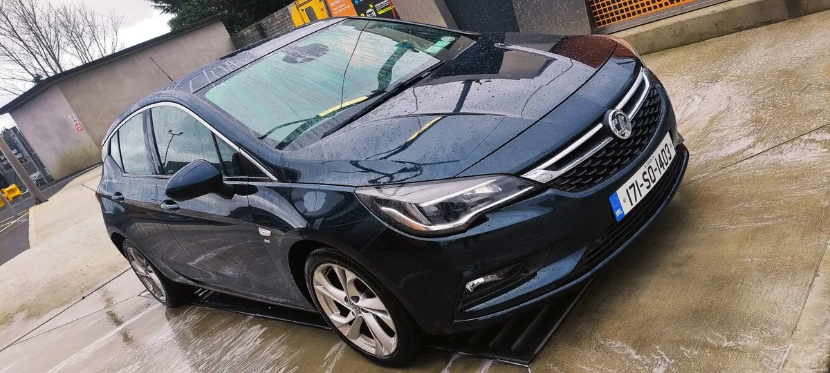 Vauxhall Astra 2017 1.6 diesel (Low Mileage) - Image 1