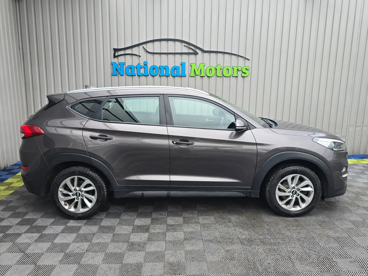 2017 Hyundai Tucson 1.7 D Premium - Image 2