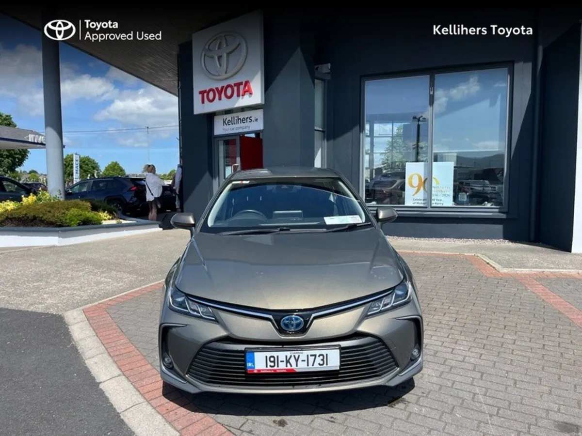 Toyota Corolla HYBRID LUNA SALOON - Image 5