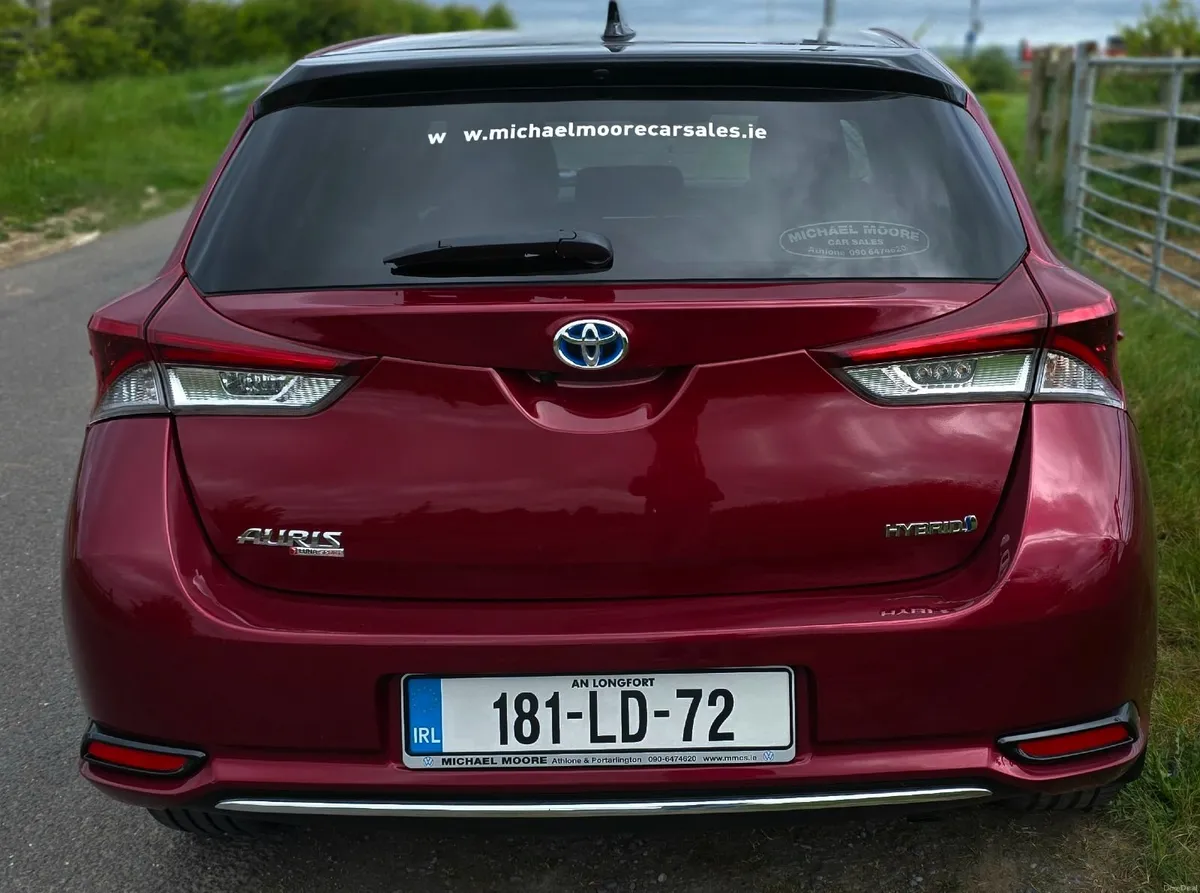 2018 Toyota Auris Hybrid Automatic 80,455 kms - Image 3