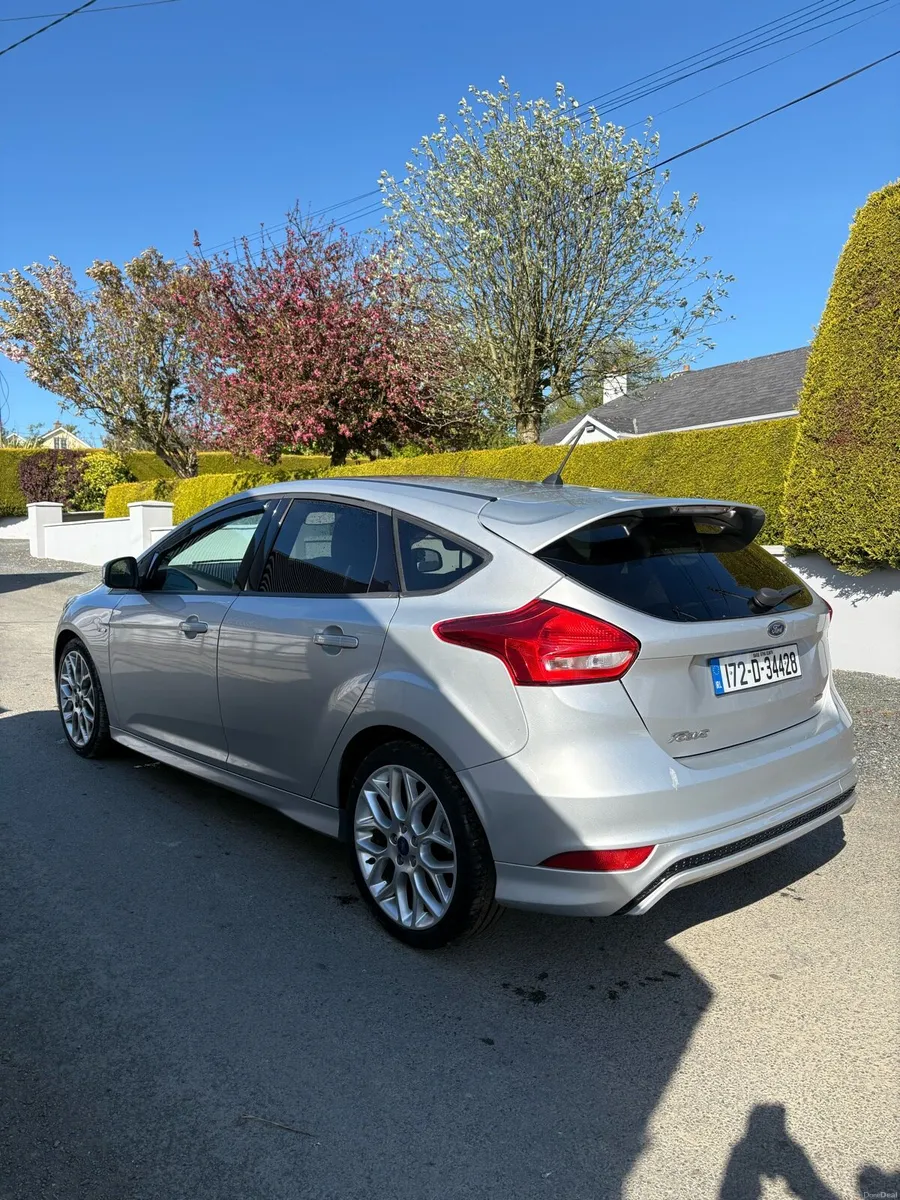 2017 ford focus st line - Image 3