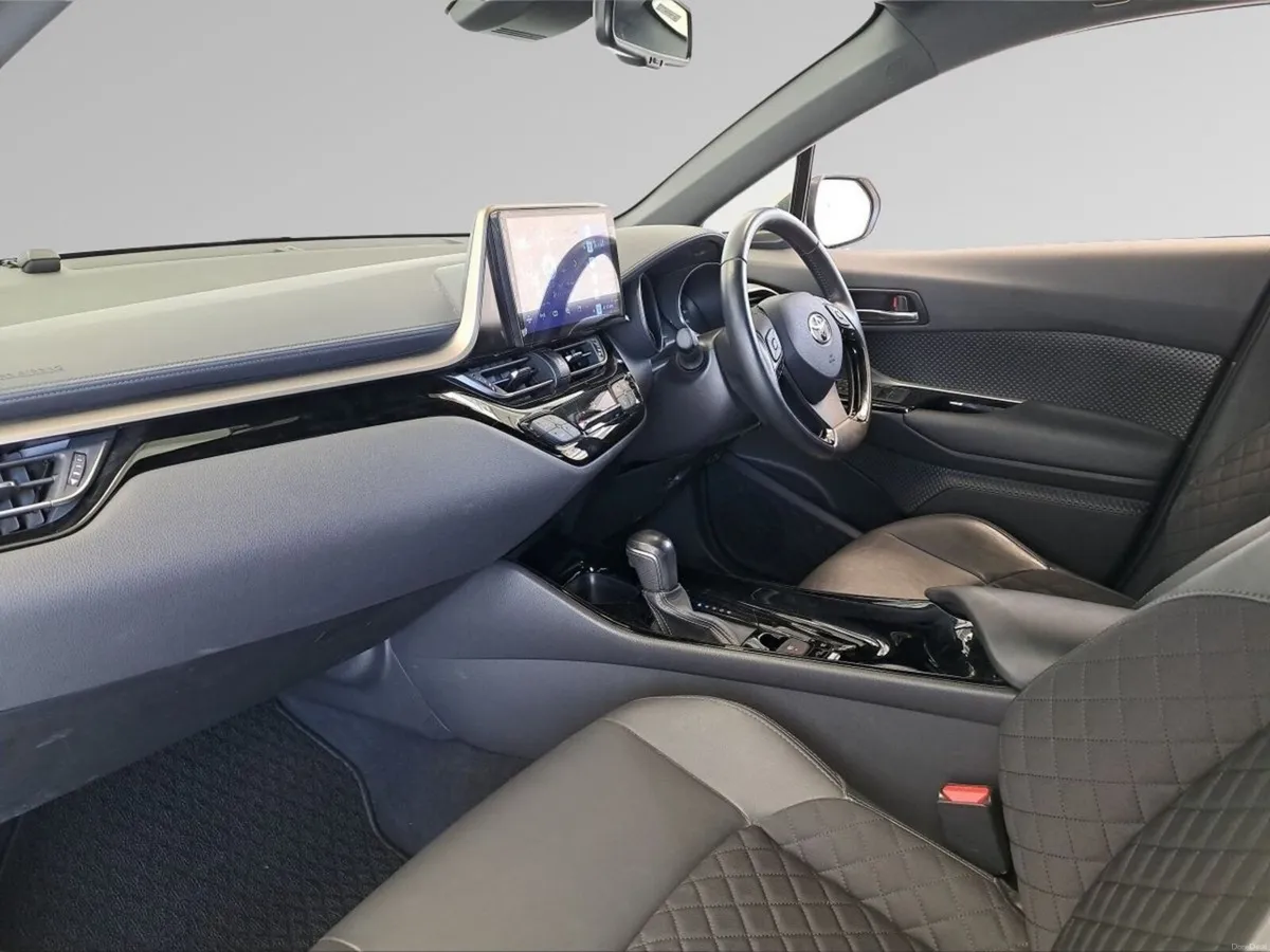 Toyota C-HR HYBRID AUTO G SAFETY+ - Image 5