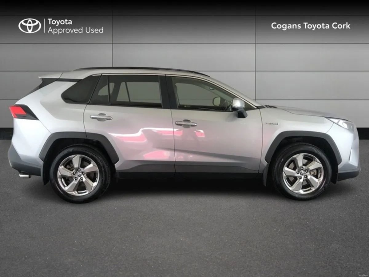 Toyota RAV4 RAV4 HYBRID SOL 2WD - Image 3