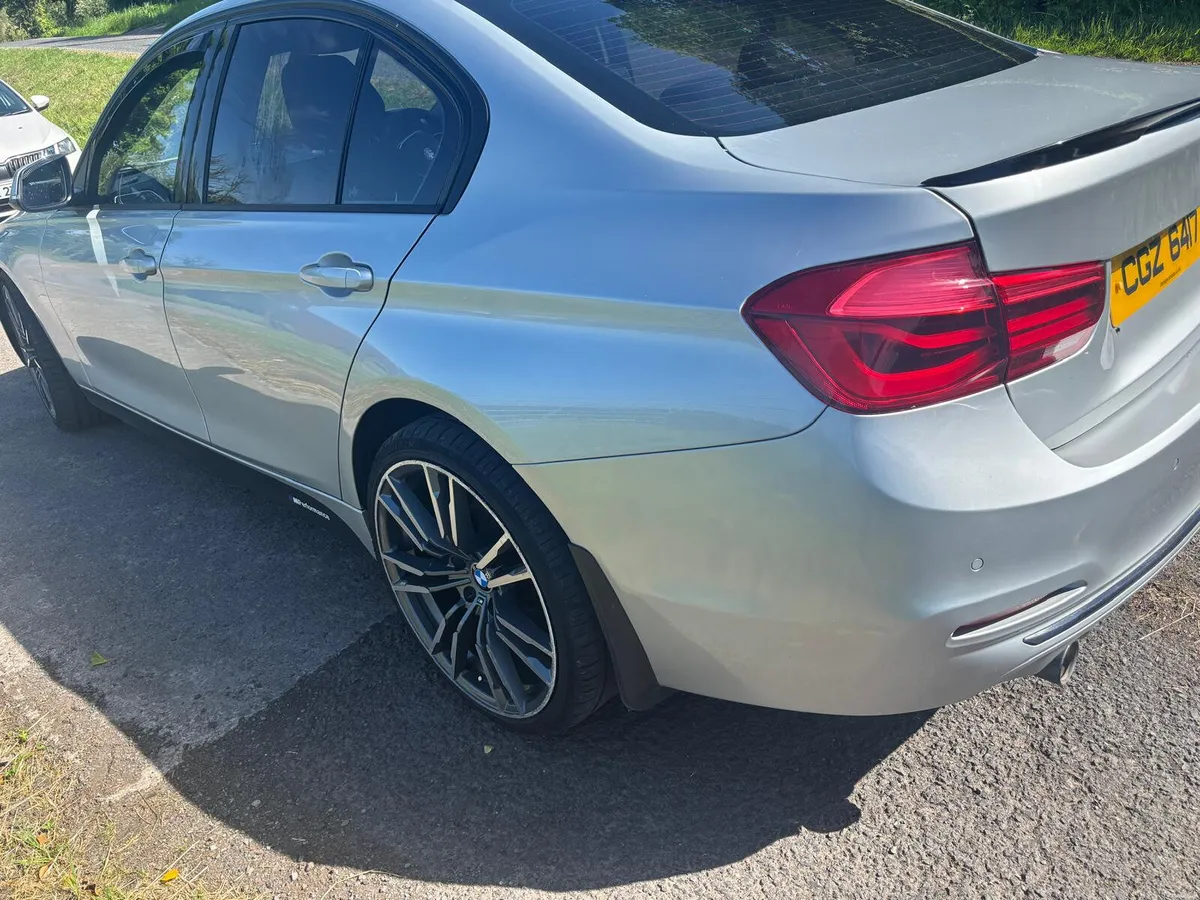 '16 BMW 318d Sport - Image 4