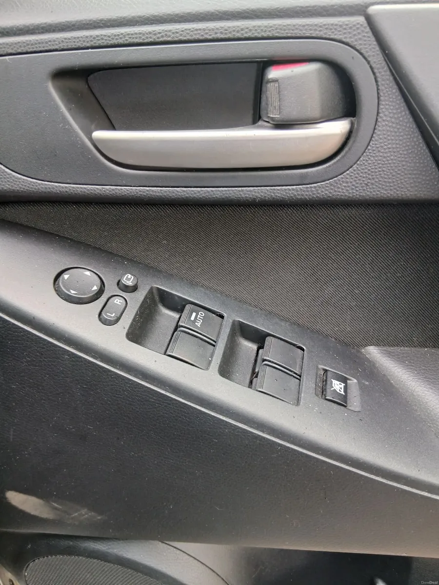 Mazda Mazda3 2013 - Image 3