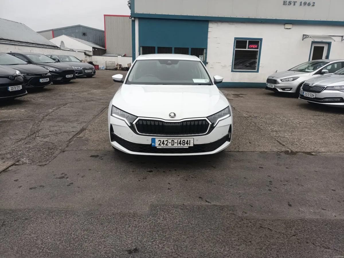 2024 Skoda Octavia Selection 2.0TDI 115HP - Image 3