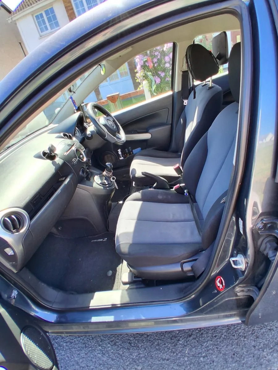 Mazda 2 - Image 4