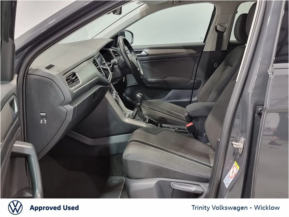 Volkswagen T-Roc 2.0 TDI 115bhp Design - Image 4
