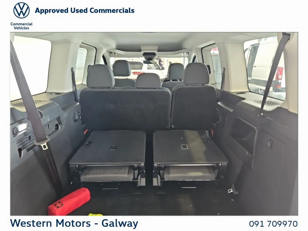 Volkswagen Caddy Maxi Life Auto, 122HP. 7 Seats, A - Image 6