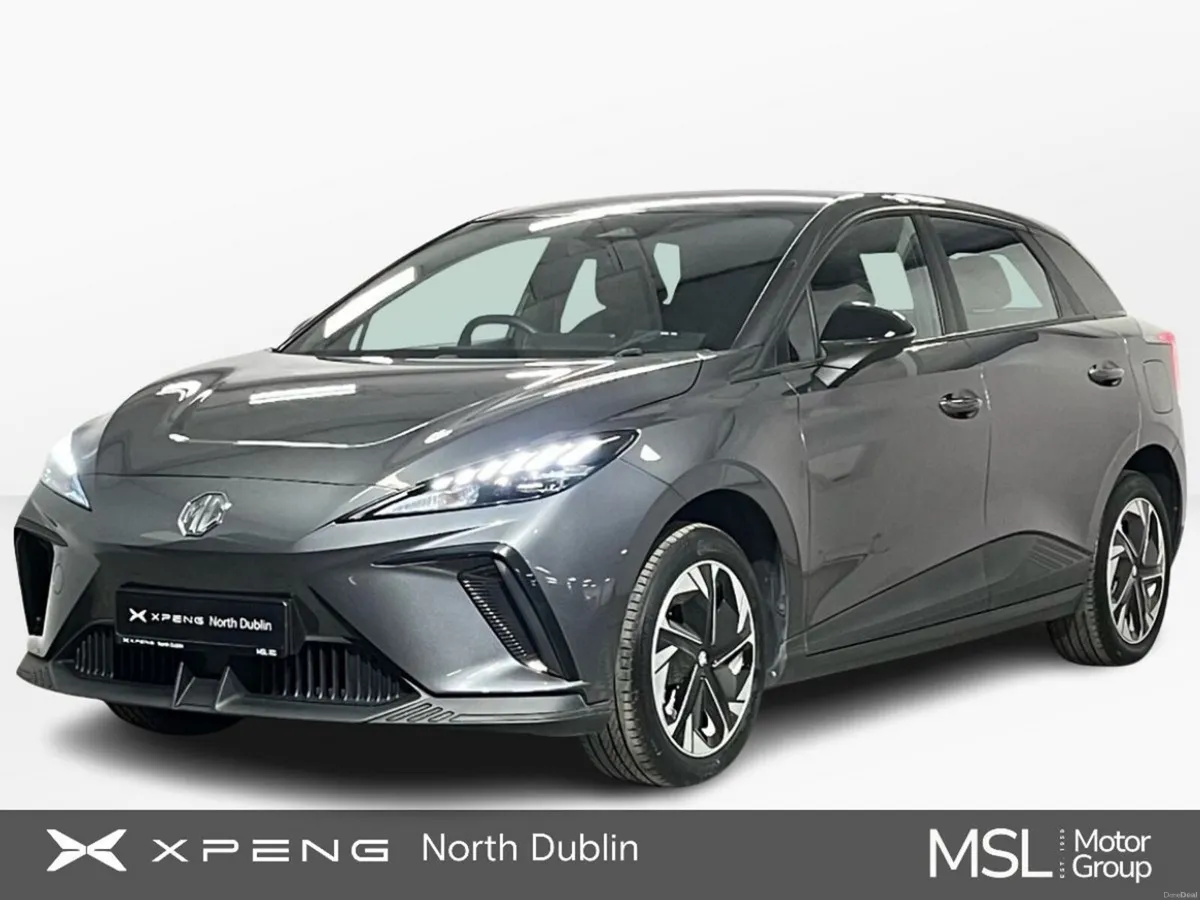 MG MG4 SE 51kWh 170BHP - Parking Sensors - Climate - Image 1