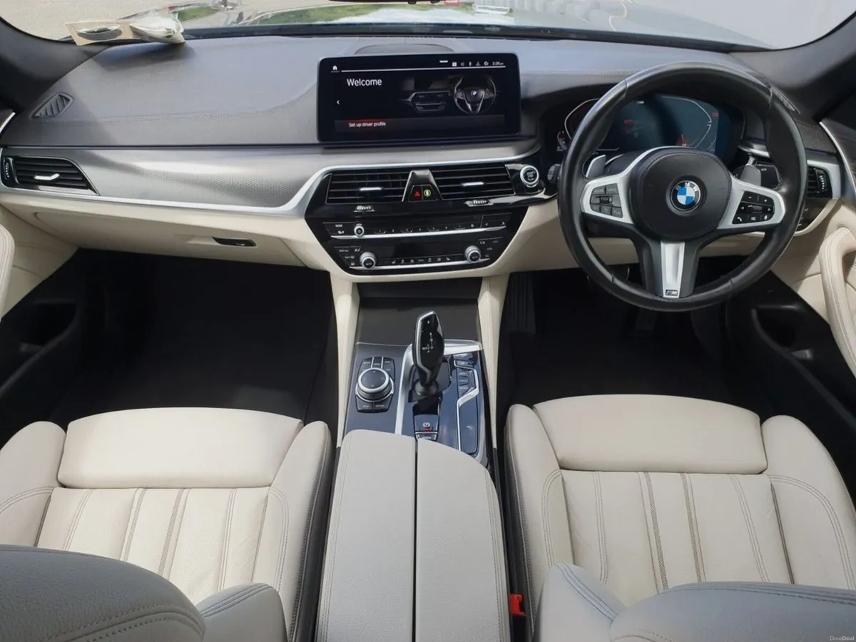 BMW 5-Series 520d M Sport Saloon - Image 4