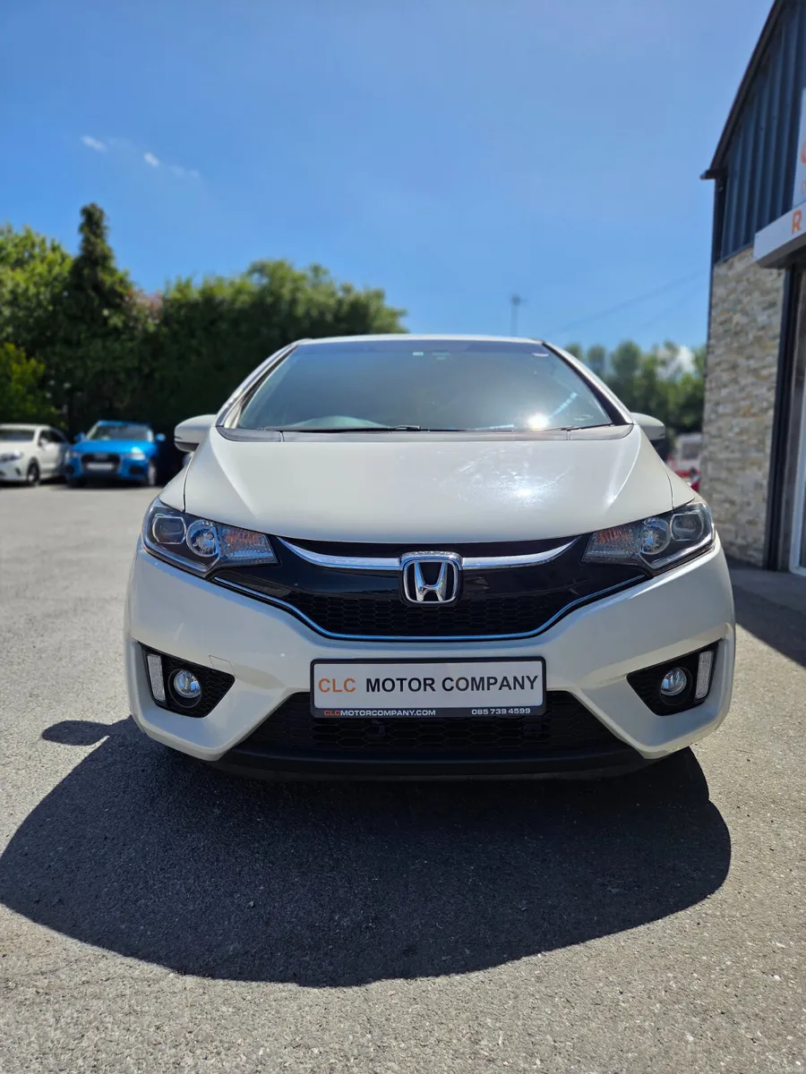 HONDA FIT PREMIUM MODEL 1.5 HYBRID - Image 3
