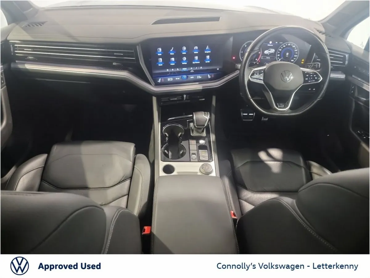 Volkswagen Touareg 3.0TDI 286HP 4M DSG R Line - Image 3