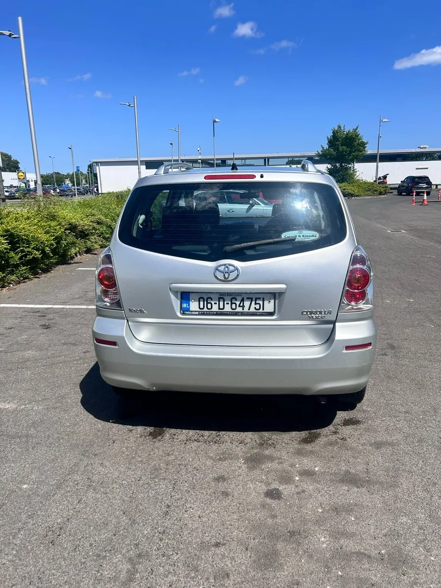 Toyota Corolla verso - Image 4