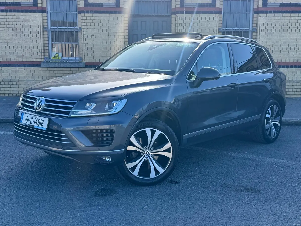 2016 VW Touareg crewcab *business spec* - Image 4