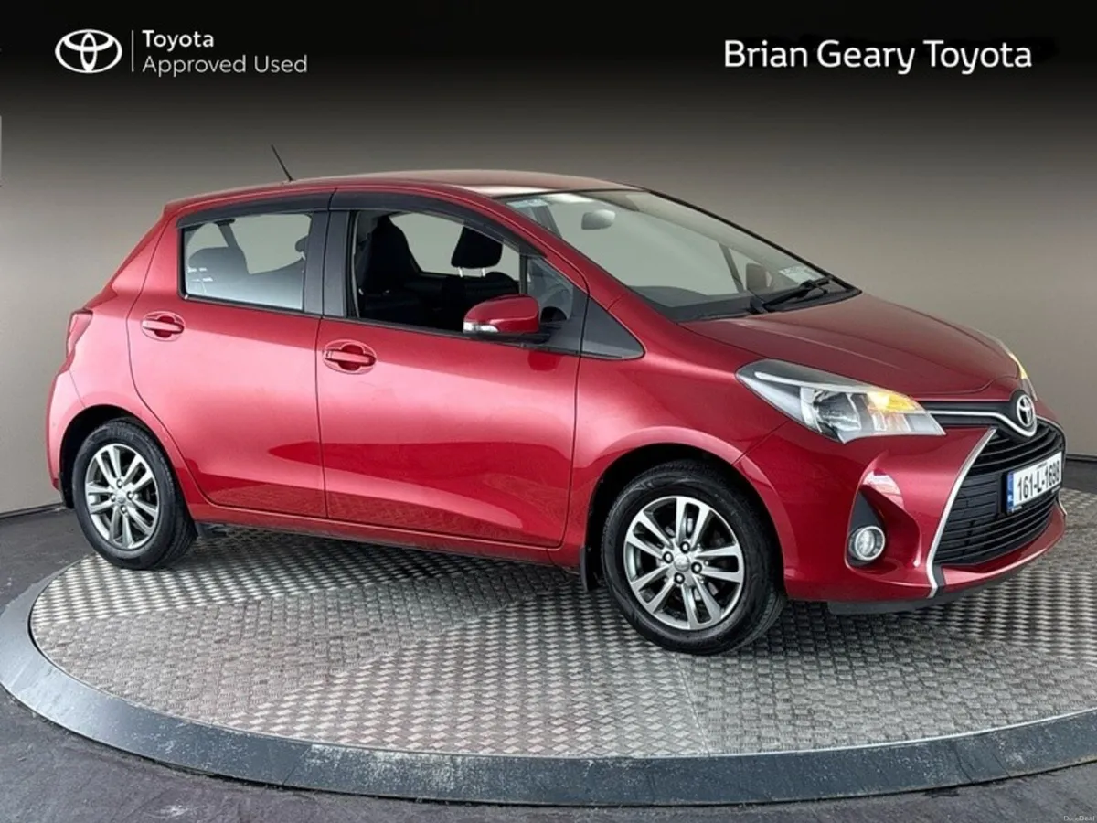 Toyota Yaris 1.0 LUNA 4DR - Image 1