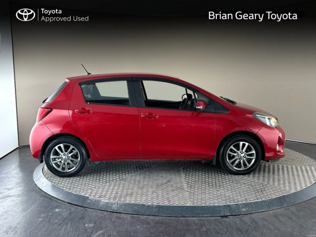 Toyota Yaris 1.0 LUNA 4DR - Image 3