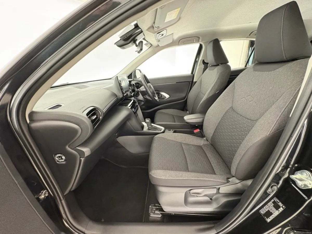 Toyota Yaris Cross Luna Hybrid - Image 6
